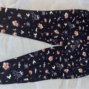 Torrid Disney Halloween leggings size 4